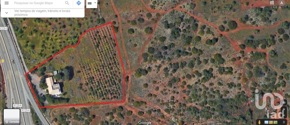 Maison T2 à Santa Bárbara de Nexe de 100 m²