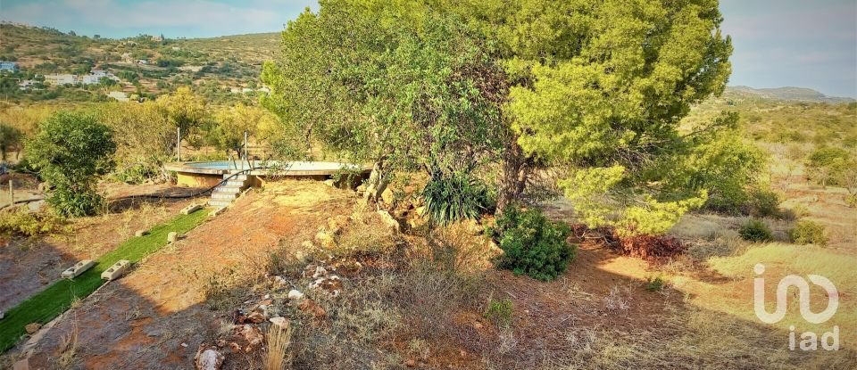 Maison T2 à Santa Bárbara de Nexe de 100 m²