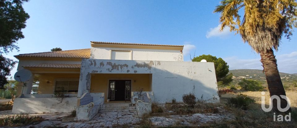 Maison T2 à Santa Bárbara de Nexe de 100 m²