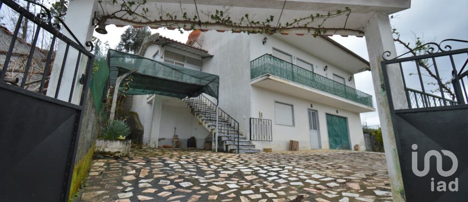 Traditional house T3 in Alvares of 234 m²