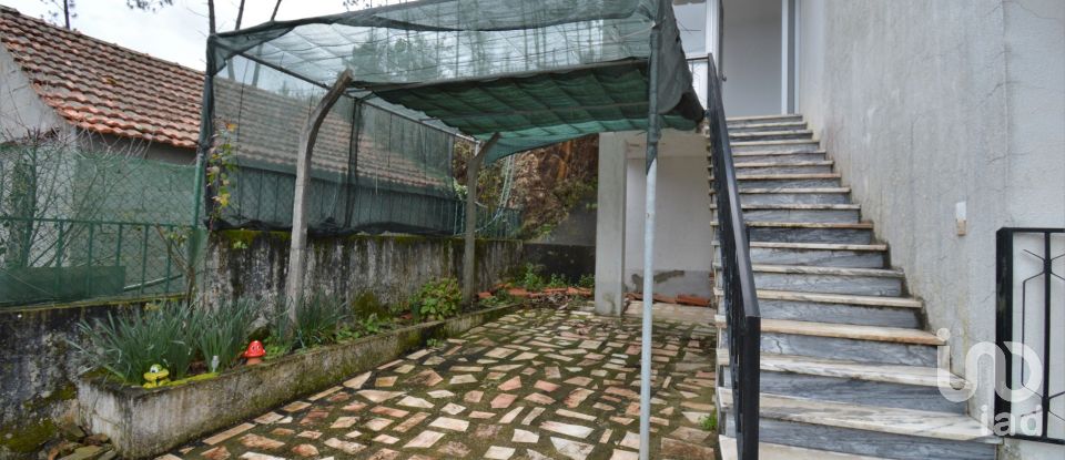 Traditional house T3 in Alvares of 234 m²