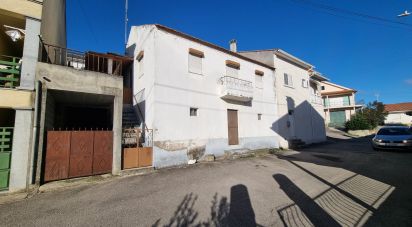 Gîte T3 à Lajeosa do Mondego de 144 m²