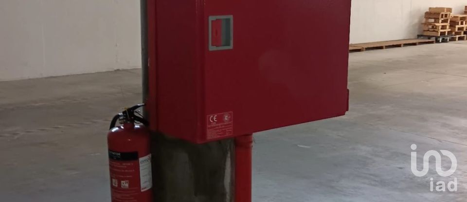 Boutique/Local commercial à Gondar de 3 099 m²