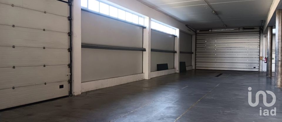 Boutique/Local commercial à Gondar de 3 099 m²