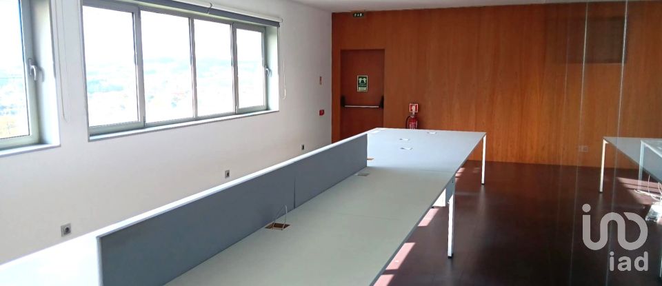 Boutique/Local commercial à Gondar de 3 099 m²