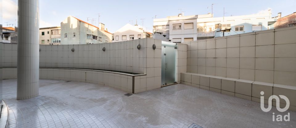 Boutique/Local commercial à Caldas da Rainha - Nossa Senhora do Pópulo, Coto e São Gregório de 53 m²