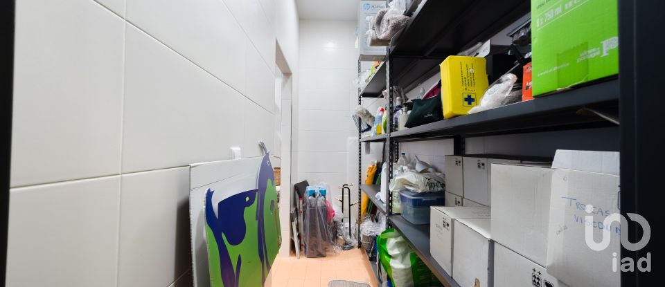 Boutique/Local commercial à Caldas da Rainha - Nossa Senhora do Pópulo, Coto e São Gregório de 53 m²