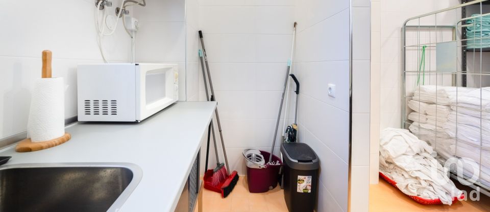 Boutique/Local commercial à Caldas da Rainha - Nossa Senhora do Pópulo, Coto e São Gregório de 53 m²