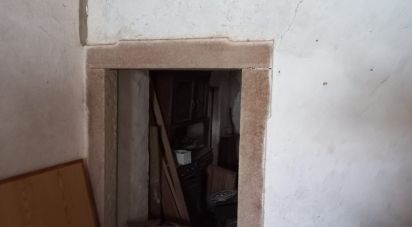 House T4 in Santa Bárbara de Nexe of 172 m²