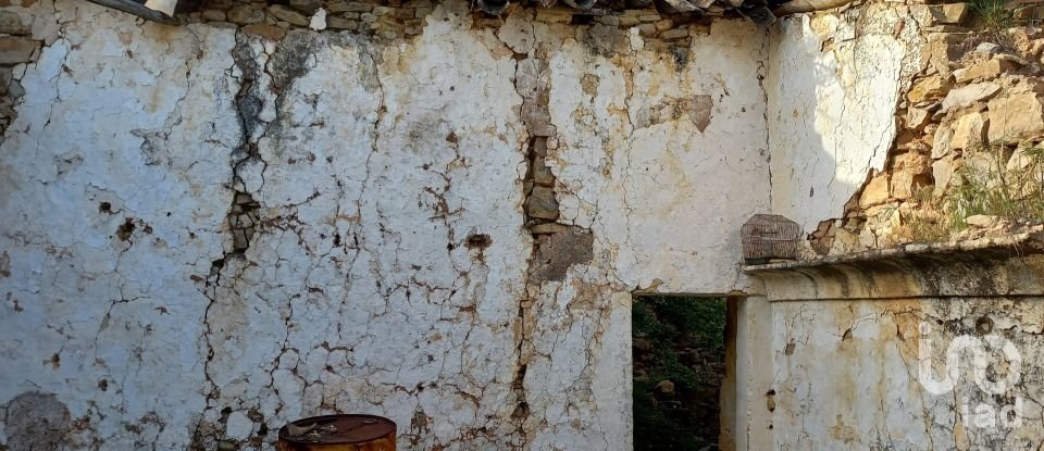 House T4 in Santa Bárbara de Nexe of 172 m²