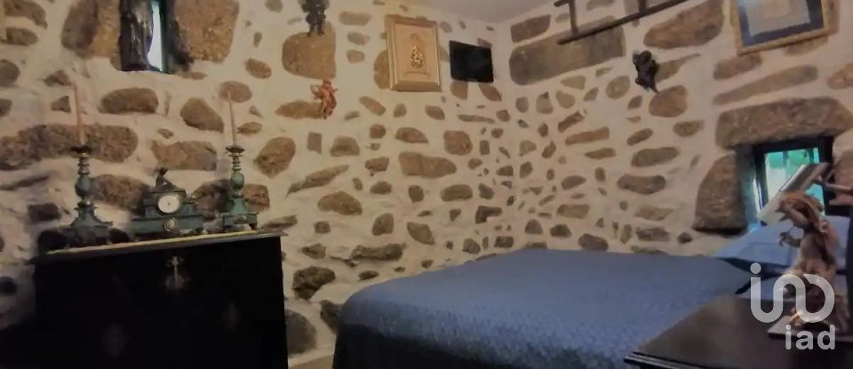 Maison de village T2 à Sousela de 6 500 m²