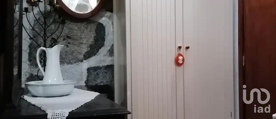 Maison de village T2 à Sousela de 6 500 m²