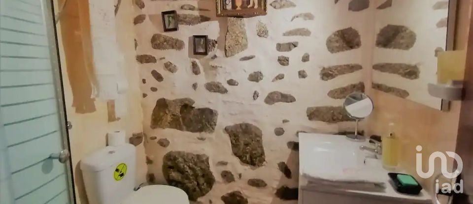 Maison de village T2 à Sousela de 6 500 m²