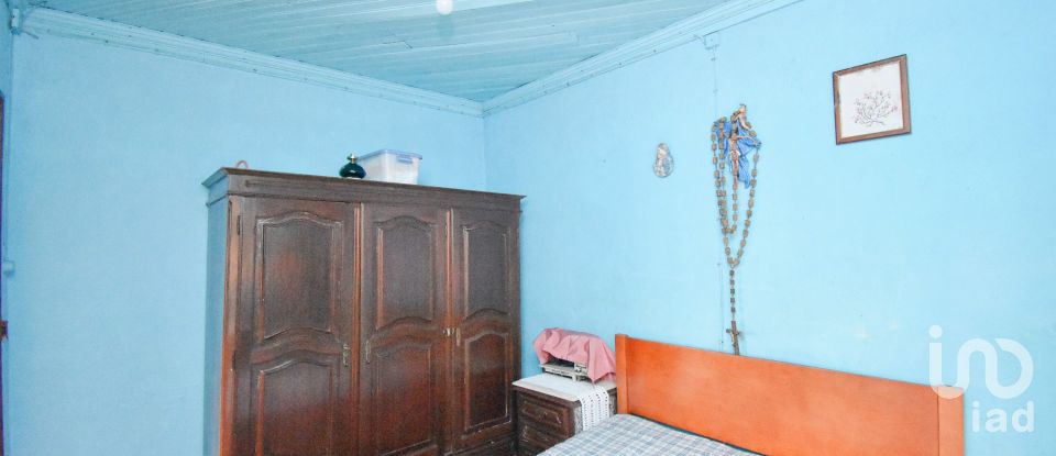 Casa de aldeia T3 em Vila Nova de 70 m²