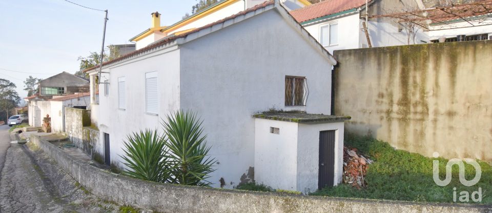 Casa de aldeia T3 em Vila Nova de 70 m²