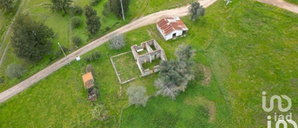 Country home T2 in Alcácer do Sal (Santa Maria do Castelo e Santiago) e Santa Susana of 195 m²