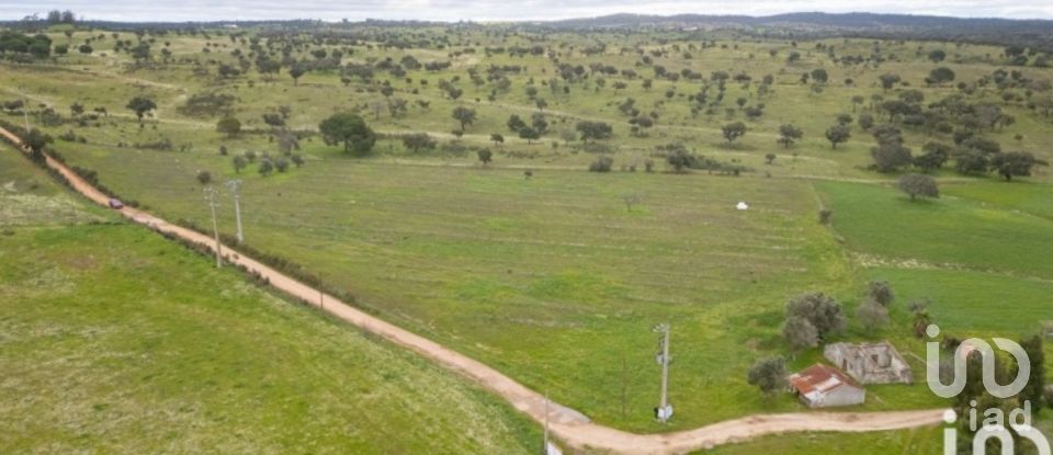 Country home T2 in Alcácer do Sal (Santa Maria do Castelo e Santiago) e Santa Susana of 195 m²