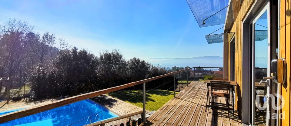 Moradia T8 em Gandra e Taião de 219 m²