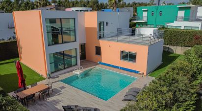 House T3 in Quinta do Anjo of 200 m²