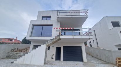 Maison T4 à Caldas da Rainha - Nossa Senhora do Pópulo, Coto e São Gregório de 213 m²