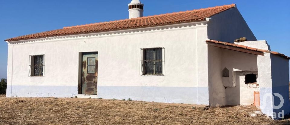 Terreno rústico em Safara e Santo Aleixo da Restauração de 8 000 000 m²