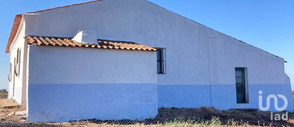 Terreno rústico em Safara e Santo Aleixo da Restauração de 8 000 000 m²