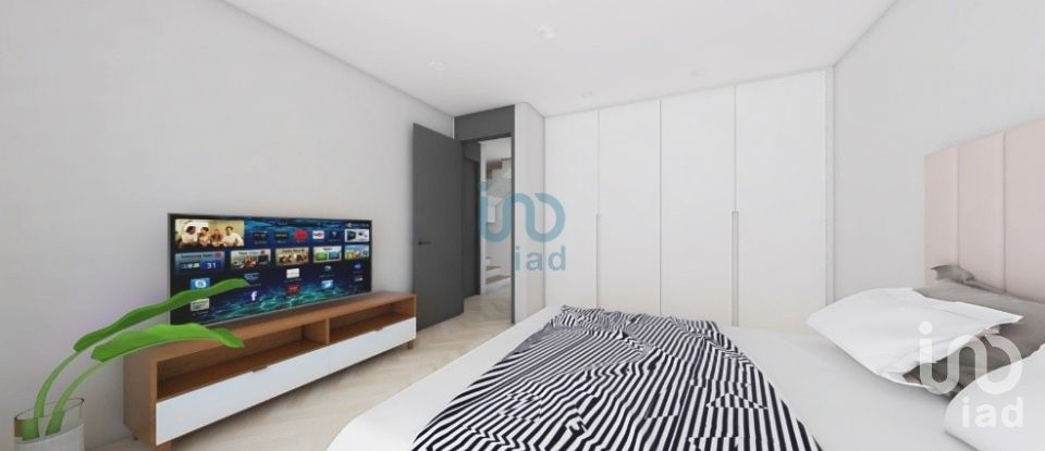 Maison T4 à Estômbar e Parchal de 322 m²