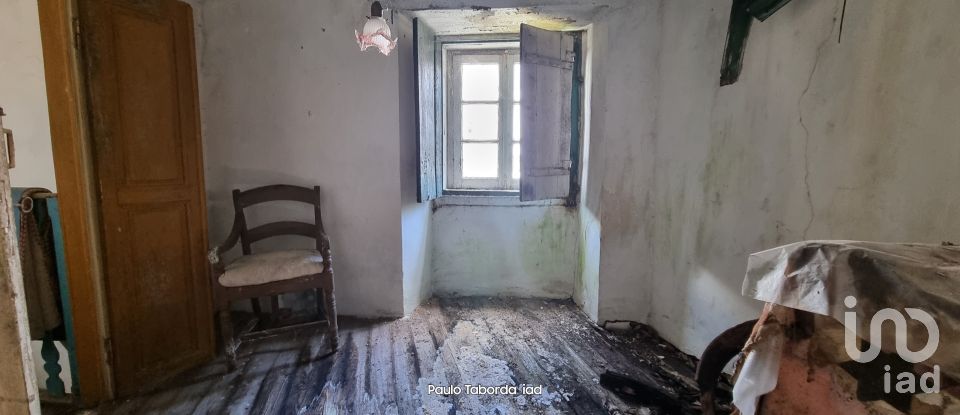 Maison T3 à Santa Maria da Devesa de 84 m²