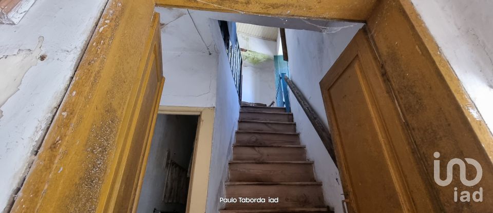 Maison T3 à Santa Maria da Devesa de 84 m²