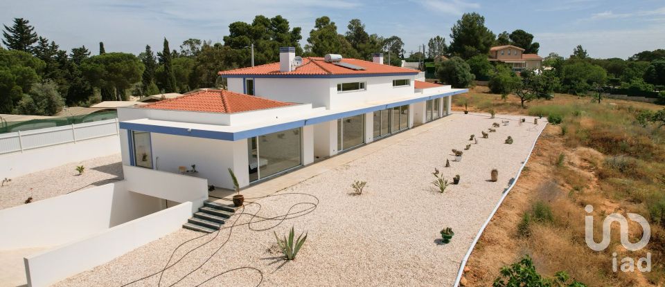 Maison T4 à Ferragudo de 303 m²