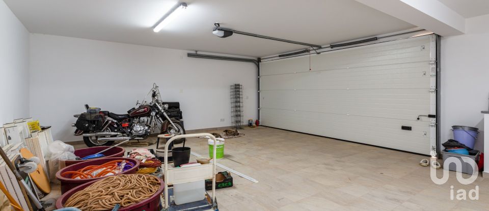 Maison T4 à Ferragudo de 303 m²