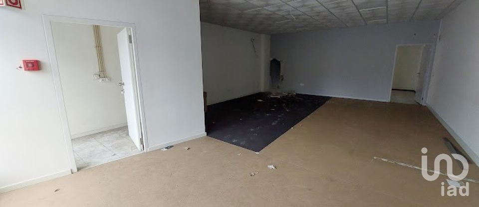 Shop / premises commercial in Oiã of 182 m²