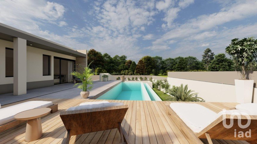 Maison T4 à Almancil de 374 m²