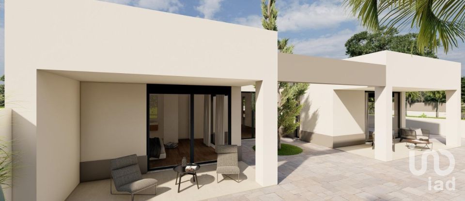 Maison T4 à Almancil de 374 m²