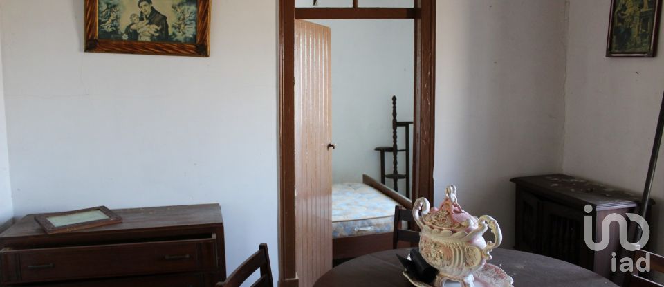 House T3 in Vimeiro of 248 m²