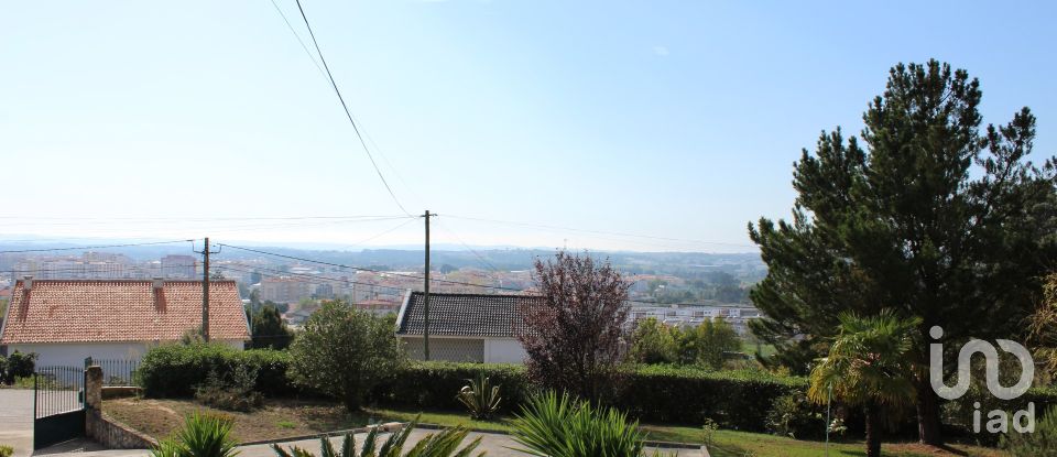 House T5 in Caldas da Rainha - Nossa Senhora do Pópulo, Coto e São Gregório of 315 m²