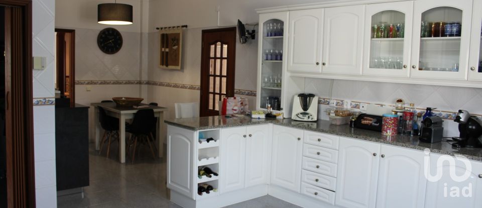 House T5 in Caldas da Rainha - Nossa Senhora do Pópulo, Coto e São Gregório of 315 m²