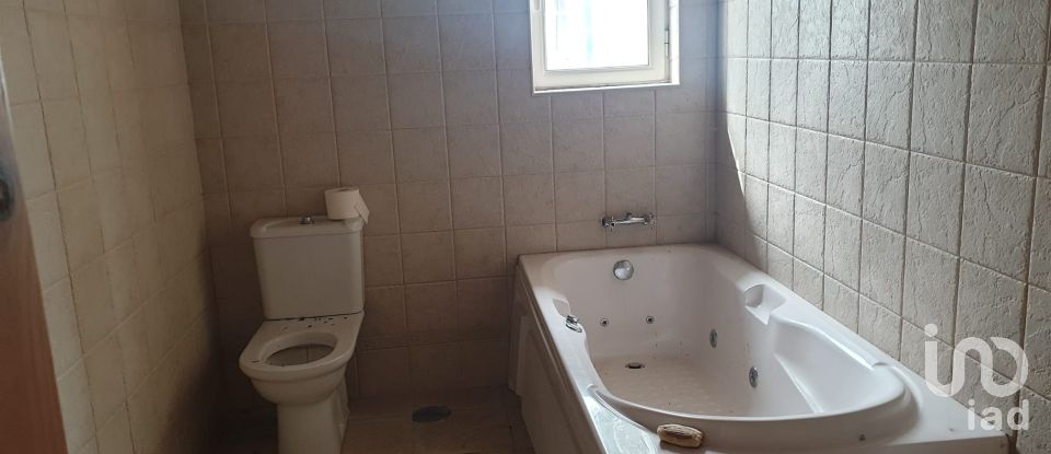 Maison T5 à Ramalhal de 380 m²