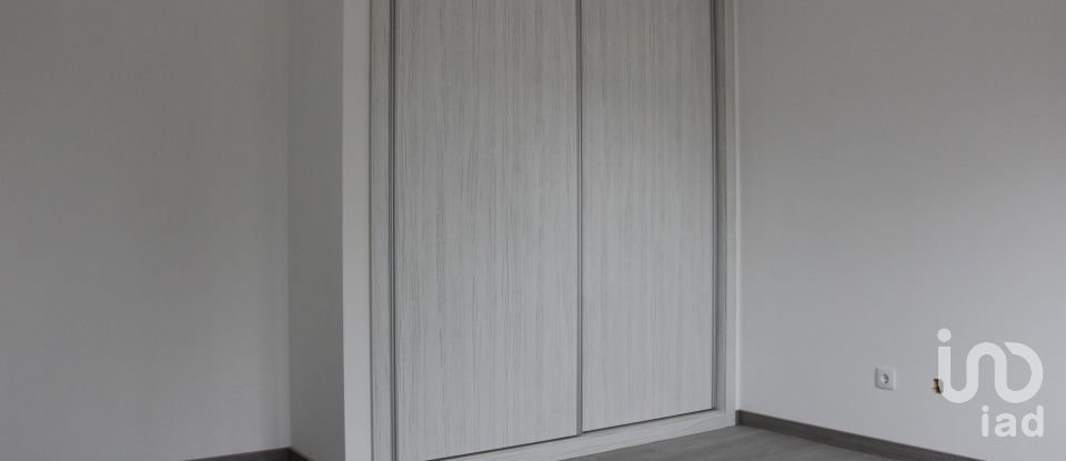 Moradia T4 em Salir de Matos de 189 m²