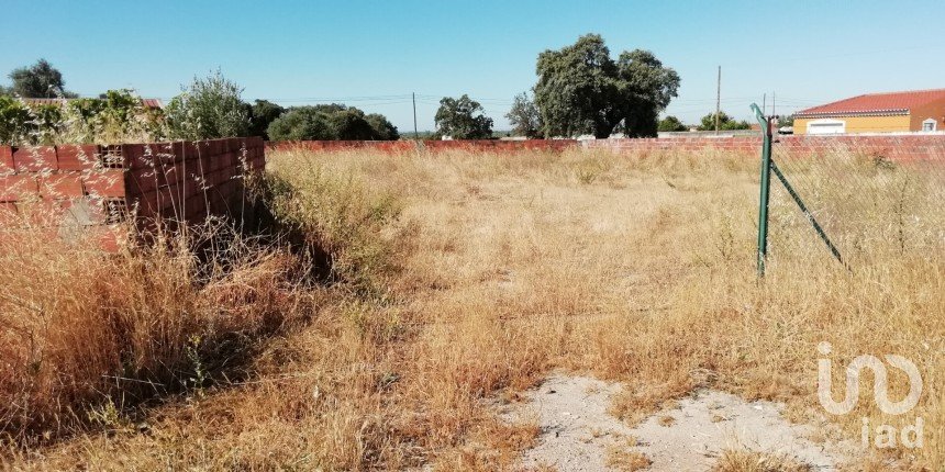 Terreno em Cano de 940 m²