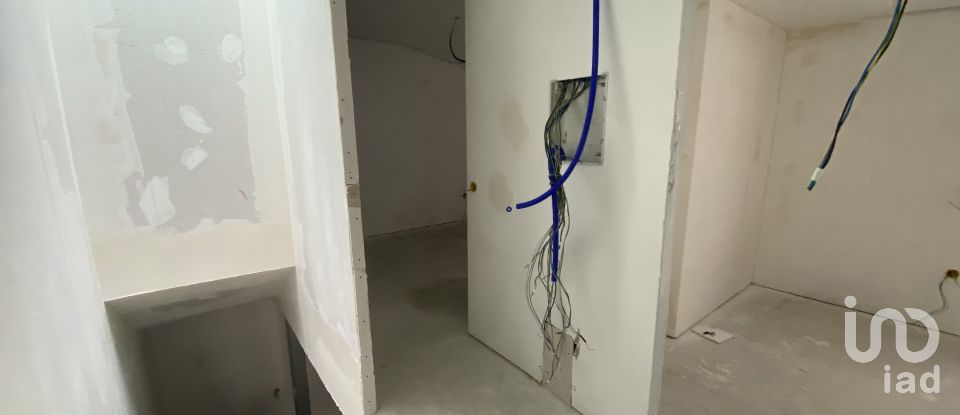 Moradia T2 em Alenquer (Santo Estêvão e Triana) de 84 m²