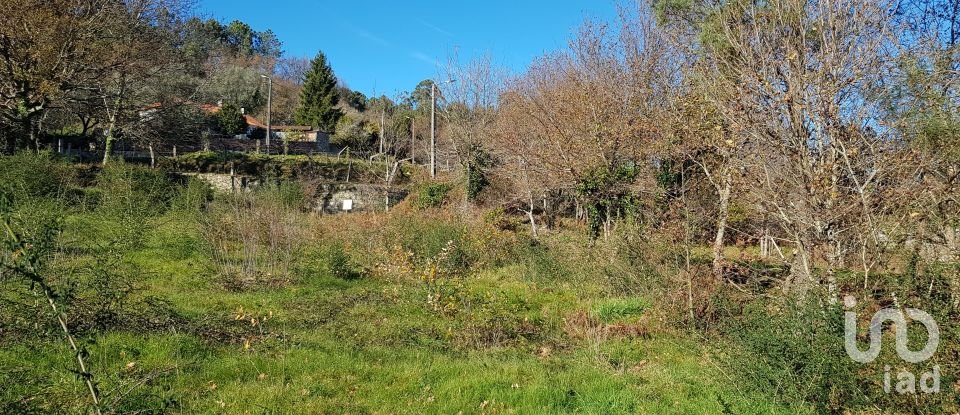 Terreno urbano em Candemil e Gondar de 2 892 m²