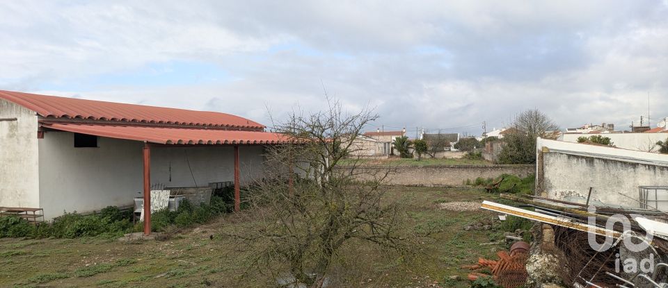 Comércio diverso em Cano de 340 m²