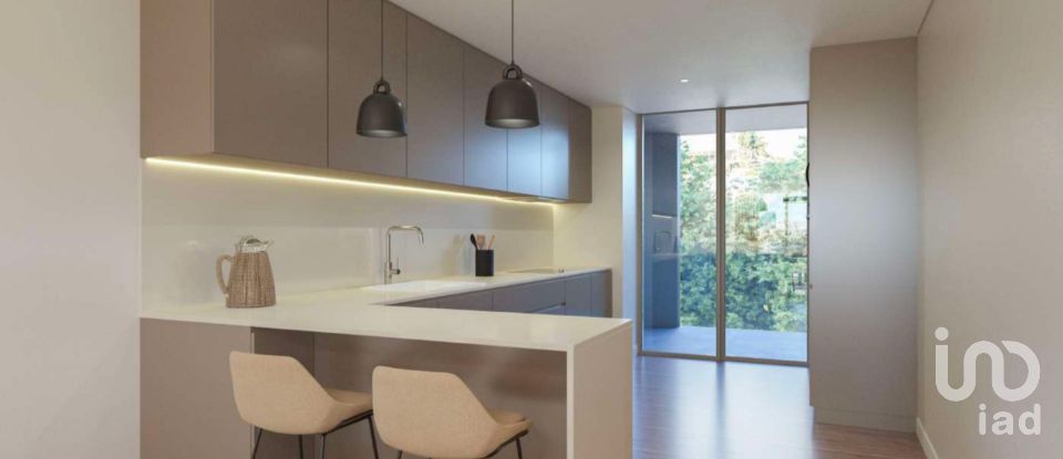 Apartamento T2 em Funchal (Santa Luzia) de 128 m²