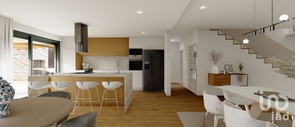 Maison T3 à Castelo do Neiva de 162 m²