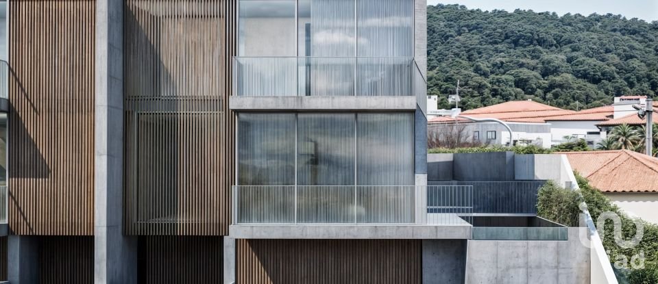 House T3 in Areosa of 256 m²