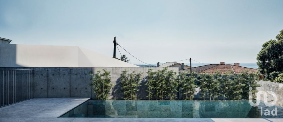 House T3 in Areosa of 262 m²