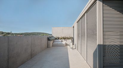 Maison T3 à Areosa de 264 m²