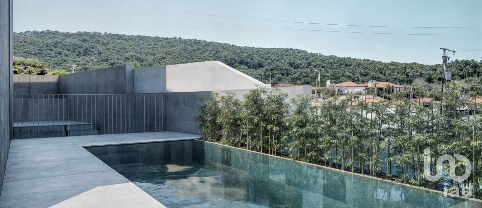 House T3 in Areosa of 264 m²