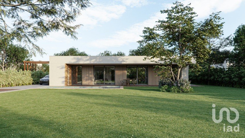 House T3 in Quarteira of 282 m²